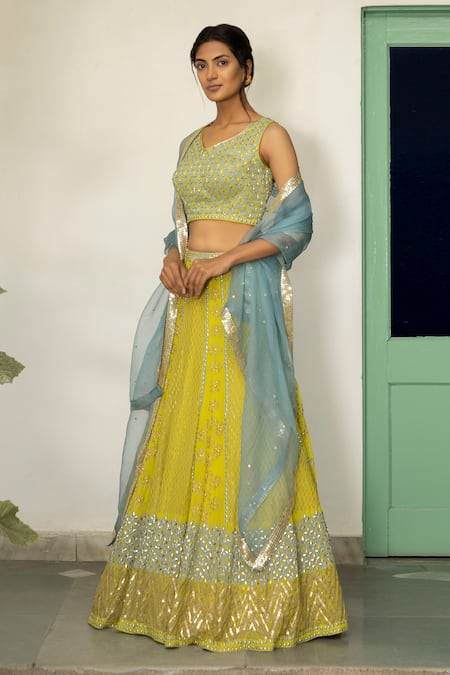 Buy_Surbhi Gupta_Green Organza, Georgette, Cotton Silk V Neck Printed Lehenga Set _Online_at_Aza_Fashions