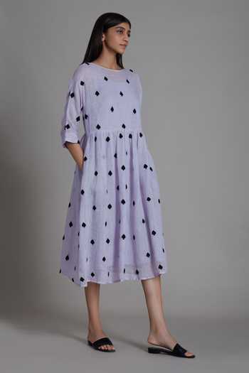 MATI_Purple Pure Linen Spade Motif Round Teen Patti Embroidered Tunic_Online_at_Aza_Fashions
