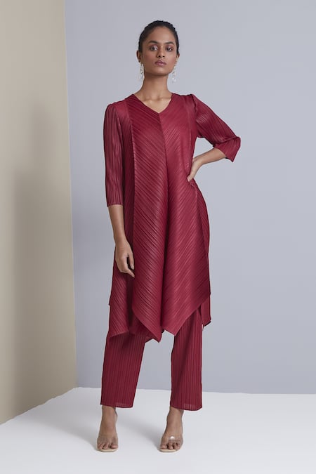 Scarlet Sage Red 100% Polyester V Neck Zola Chevron Pleated Tunic And Pant Set
