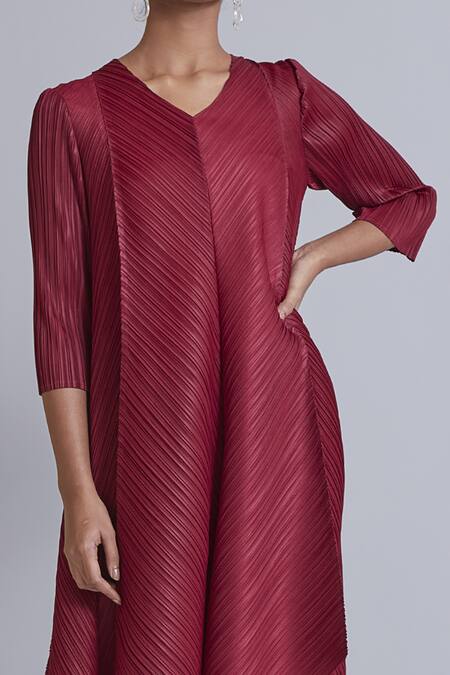 Shop_Scarlet Sage_Red 100% Polyester V Neck Zola Chevron Pleated Tunic And Pant Set_Online_at_Aza_Fashions