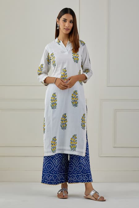 Musal_Blue Cotton Embroidery, Lace V-neck Neel Printed Kurta Pant Set _Online_at_Aza_Fashions