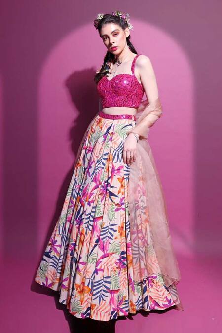 Shop Mahima Mahajan White Organza, Moss Crepe, Shantoon Sweetheart Neck Printed Lehenga Set at Aza Fashions Shop_Mahima Mahajan_White Organza, Moss Crepe, Shantoon Sweetheart Neck Printed Lehenga Set_at_Aza_Fashions