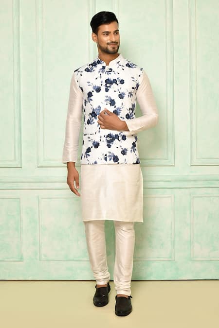 Buy online White Floral Nehru Jacket from Jackets for Men by Tahvo for  ₹1499 at 50% off | 2024 Limeroad.com