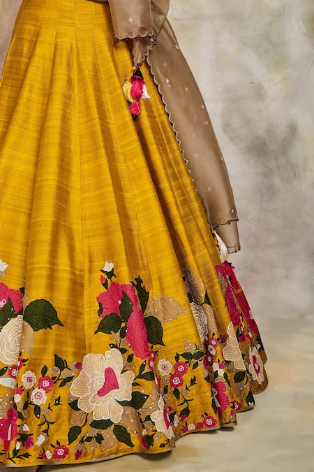Sue Mue Yellow Raw Silk V Neck Embellished Lehenga Set at Aza Fashions Sue Mue_Yellow Raw Silk V Neck Embellished Lehenga Set _at_Aza_Fashions