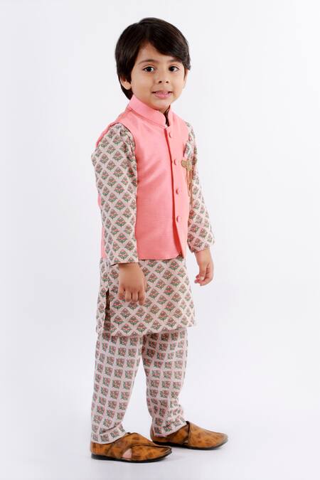 Lil Angels_Peach Muslin Brooches Bundi And Floral Printed Kurta Set _Online_at_Aza_Fashions