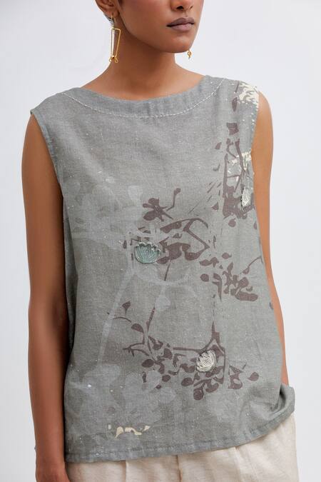 Bhavik Shah Green Handloom Cotton Embroidery Round Handwoven Foliage Pattern Top With Pant at Aza Fashions Bhavik Shah_Green Handloom Cotton Embroidery Round Handwoven Foliage Pattern Top With Pant_at_Aza_Fashions