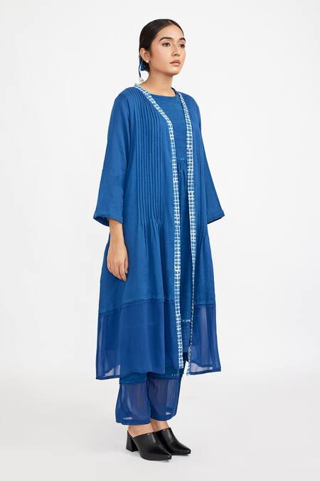 JAYATI GOENKA Blue Cotton Open Neck, Mandarin Collar Sheer Hem Border Robe Tunic Set Online at Aza Fashions JAYATI GOENKA_Blue Cotton Open Neck, Mandarin Collar Sheer Hem Border Robe Tunic Set _Online_at_Aza_Fashions