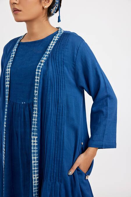 Shop JAYATI GOENKA Blue Cotton Open Neck, Mandarin Collar Sheer Hem Border Robe Tunic Set Online at Aza Fashions Shop_JAYATI GOENKA_Blue Cotton Open Neck, Mandarin Collar Sheer Hem Border Robe Tunic Set _Online_at_Aza_Fashions