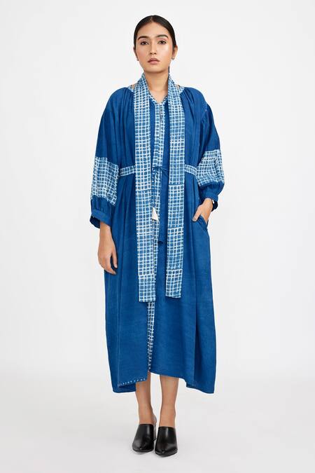 Shop JAYATI GOENKA Blue Cotton V-neck Puffed Sleeve Printed Dress Online at Aza Fashions Shop_JAYATI GOENKA_Blue Cotton V-neck Puffed Sleeve Printed Dress _Online_at_Aza_Fashions