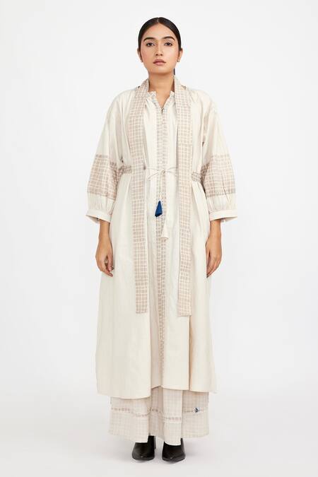 JAYATI GOENKA_White , Satin Checkered Placed Hanblock Print Kurta And Skirt Set _Online_at_Aza_Fashions