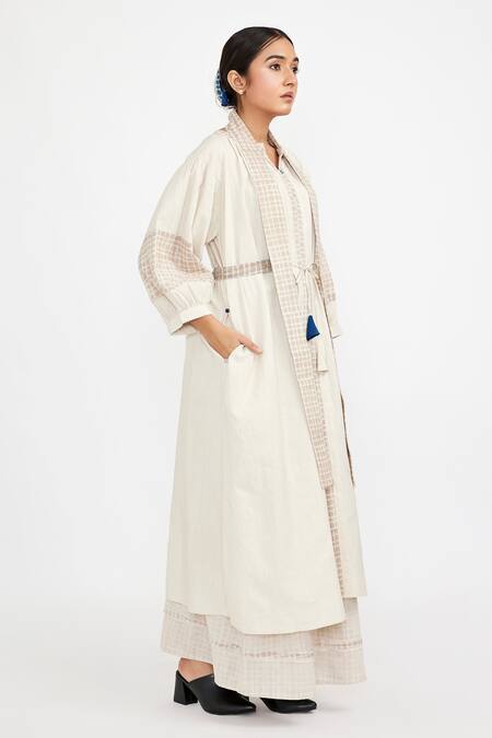 Buy_JAYATI GOENKA_White , Satin Checkered Placed Hanblock Print Kurta And Skirt Set _Online_at_Aza_Fashions