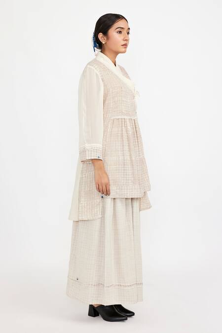 JAYATI GOENKA_White Cotton Embroidery Round Neck Wrap Checkered Print Tunic With Skirt _Online_at_Aza_Fashions