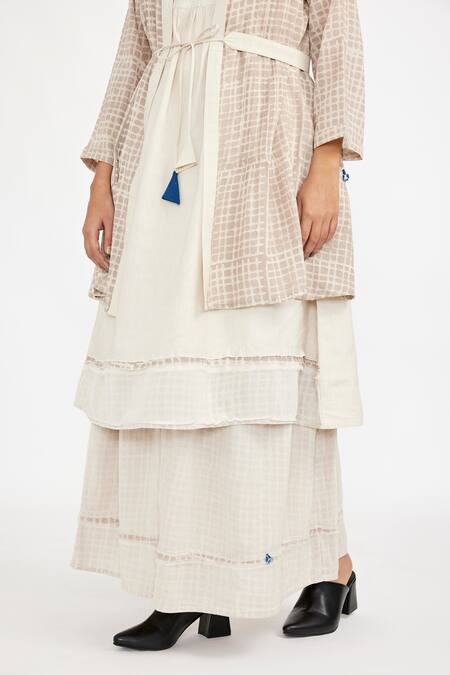 Shop_JAYATI GOENKA_White , Satin Tassels Round Checkered Print Belted Robe Skirt Set _Online_at_Aza_Fashions