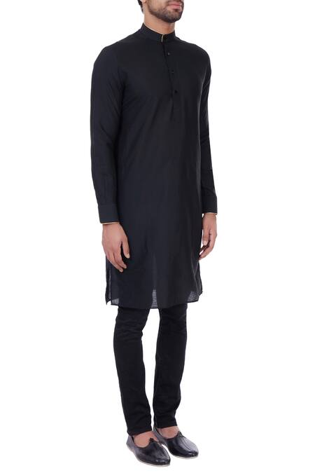 Vavci_Black Silk Blend Solid Kurta_Online_at_Aza_Fashions