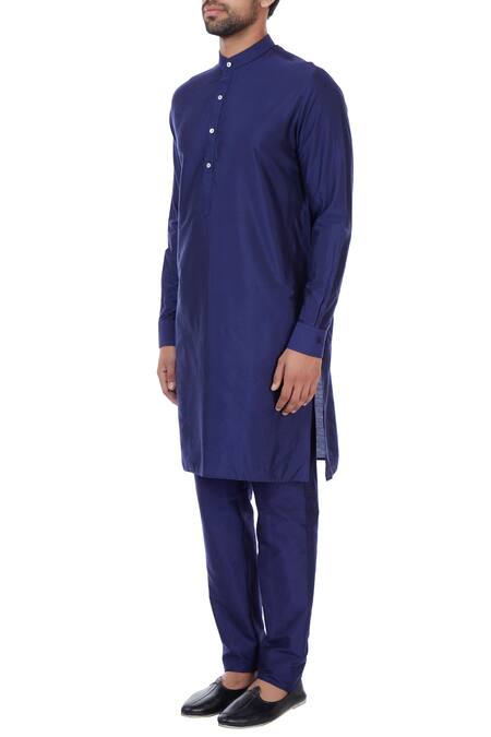 Buy_Vavci_Blue Silk Blend Solid Kurta_Online_at_Aza_Fashions