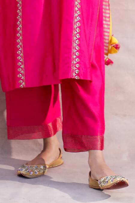 Label Mansi Nagdev_Pink Chanderi Silk Sequins, Cut Work Noor Placement Embroidered Kurta Set _Online_at_Aza_Fashions