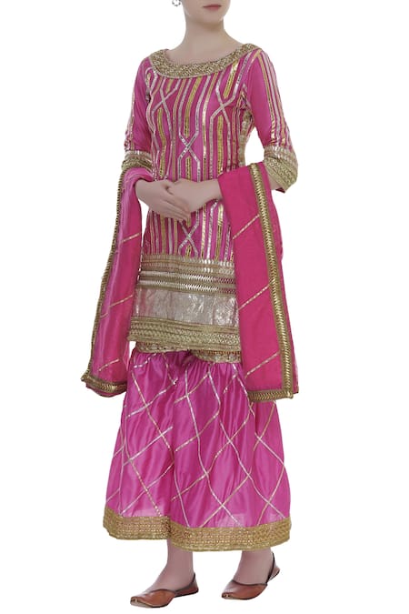 Kunwaraniritu Gota embroidered kurta sharara set 