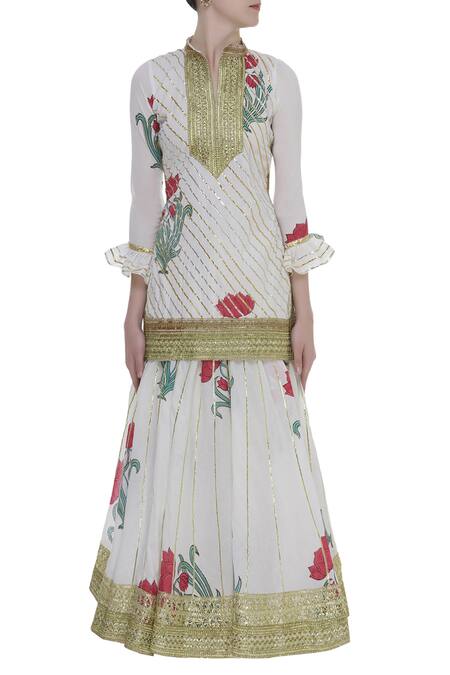 Buy_Kunwarani Ritu_White Chanderi Gota Patti Embroidered Mandarin Floral Printed Kurta Lehenga Set _Online_at_Aza_Fashions