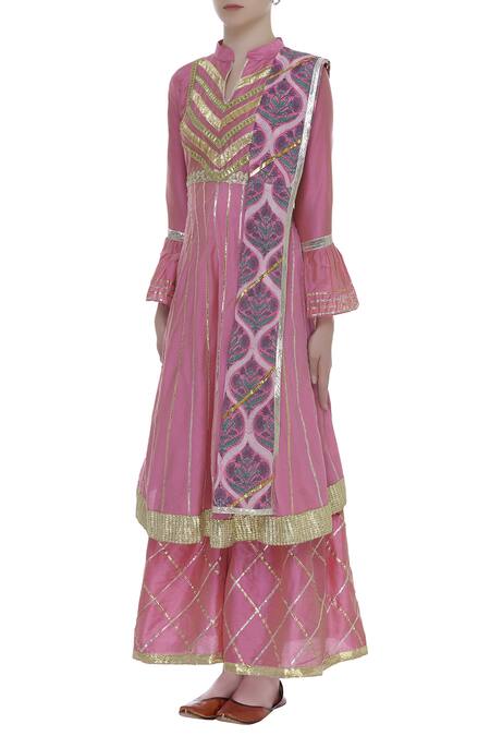 Kunwarani Ritu_Pink Cotton Silk Gota Patti Embroidered Notched Kurta Sharara Set  _Online_at_Aza_Fashions