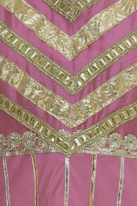 Kunwarani Ritu_Pink Cotton Silk Gota Patti Embroidered Notched Kurta Sharara Set  _at_Aza_Fashions