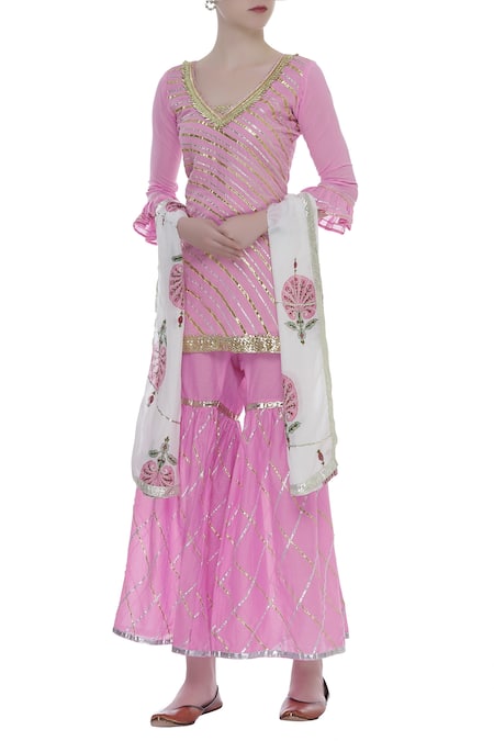 Kunwarani Ritu Embroidered Kurta & Sharara Set 