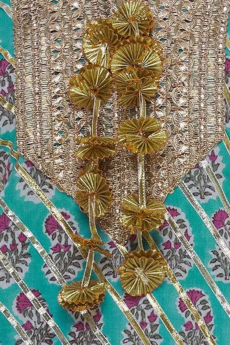 Kunwarani Ritu_Blue Gota Patti Embroidered Notch Collar Printed Kurta Lehenga Set _at_Aza_Fashions