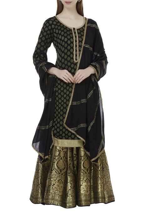 Heena Kochhar Black Woven Kurta Lehenga Set