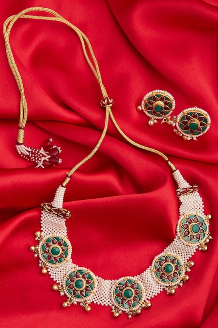 Buy BelsI'S White Kundan Choker Set Online at Aza Fashions Buy_BelsI'S_White Kundan Choker Set_Online_at_Aza_Fashions