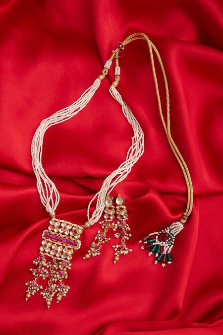 Buy_BelsI'S_White Kundan Necklace Set_Online_at_Aza_Fashions