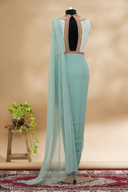 Shop Tarun Tahiliani Blue Embroidered Pre-draped Saree at Aza Fashions Shop_Tarun Tahiliani_Blue Embroidered Pre-draped Saree_at_Aza_Fashions
