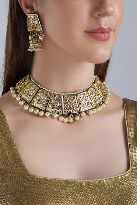 Posh by Rathore Gold Plated Kundan Choker Set