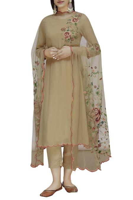 Mahima Batra Embroidered Kurta Set 