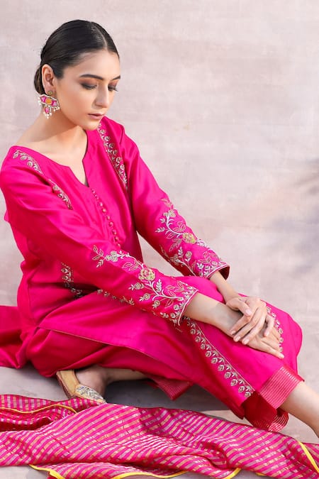 Shop_Label Mansi Nagdev_Pink Chanderi Silk Sequins, Cut Work Noor Placement Embroidered Kurta Set _Online_at_Aza_Fashions