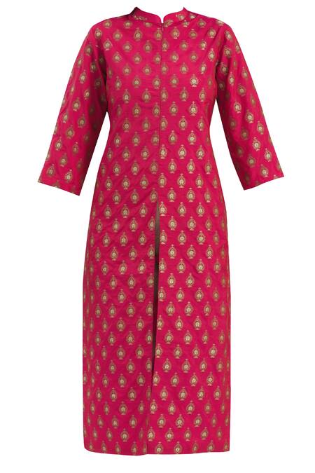 Vishwa By Pinki Sinha_Pink Brocade Silk Kurta_Online_at_Aza_Fashions