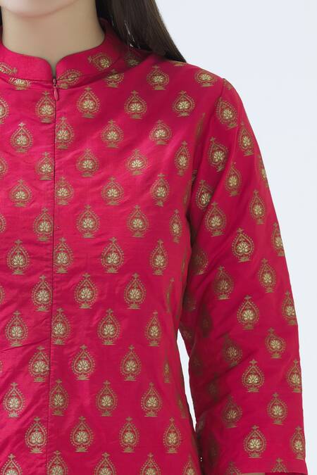 Buy_Vishwa By Pinki Sinha_Pink Brocade Silk Kurta_Online_at_Aza_Fashions