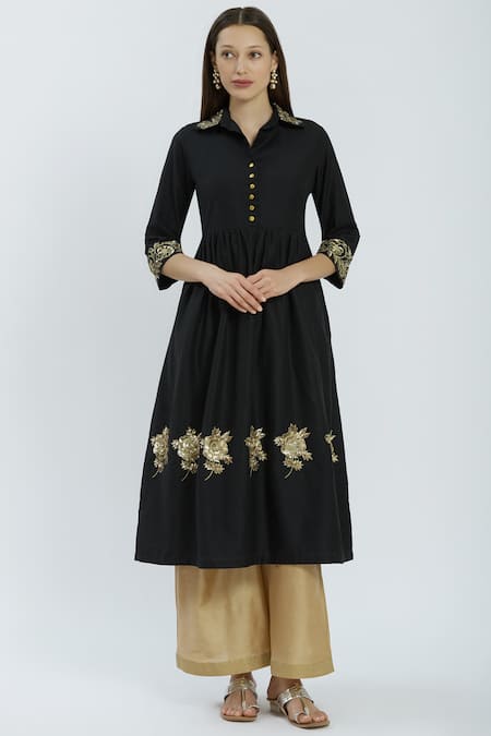 Ranian Embroidered Kurta Set 