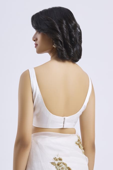 Shop Ranian White Silk Organza U Neck Embellished Saree With Blouse Online at Aza Fashions Shop_Ranian_White Silk Organza U Neck Embellished Saree With Blouse _Online_at_Aza_Fashions
