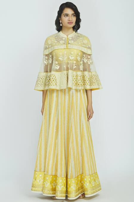 Poonam Dubey_Yellow Banarasi Silk Blouse Leaf Lehenga Set_Online_at_Aza_Fashions