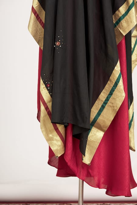 Mayank Anand Shraddha Nigam_Black Round Layered Colorblock Tunic_at_Aza_Fashions