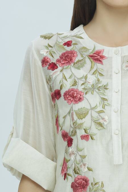 Prama By Pratima Pandey_White Cotton, Silk Chanderi Kurta, Slip Round Embroidered_at_Aza_Fashions