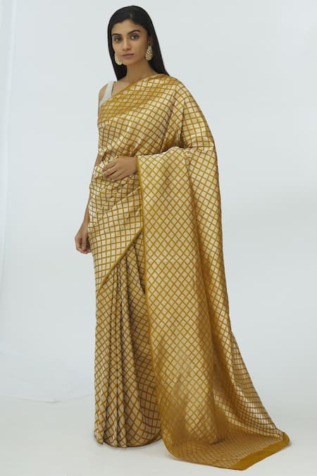 Akaaro Cotton Linen Saree 