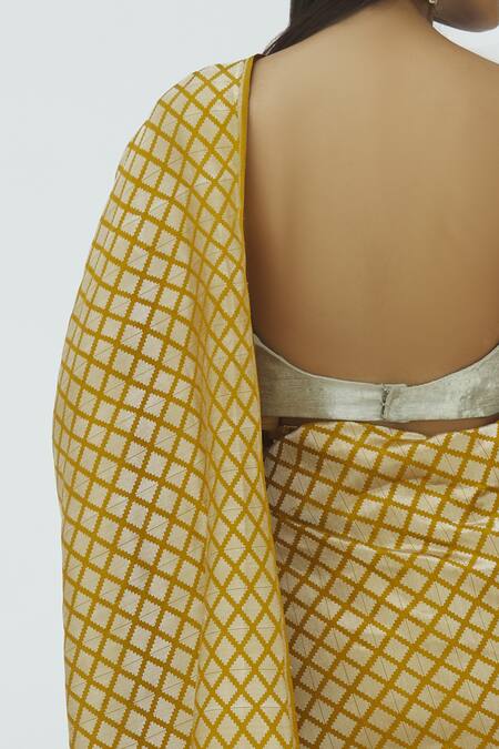 Buy_Akaaro_Yellow Cotton Linen Saree _Online_at_Aza_Fashions