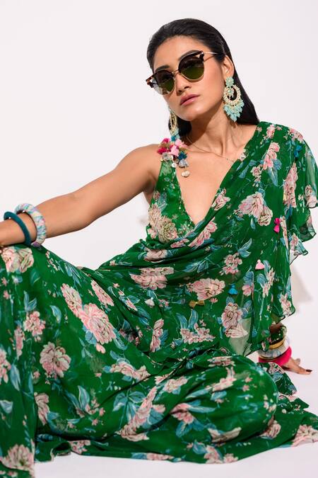 Buy Aangan By Parul Green Chiffon Embroidery Plunge Neck Floral Print Pre-draped Saree With Blouse Online at Aza Fashions Buy_Aangan By Parul_Green Chiffon Embroidery Plunge Neck Floral Print Pre-draped Saree With Blouse _Online_at_Aza_Fashions
