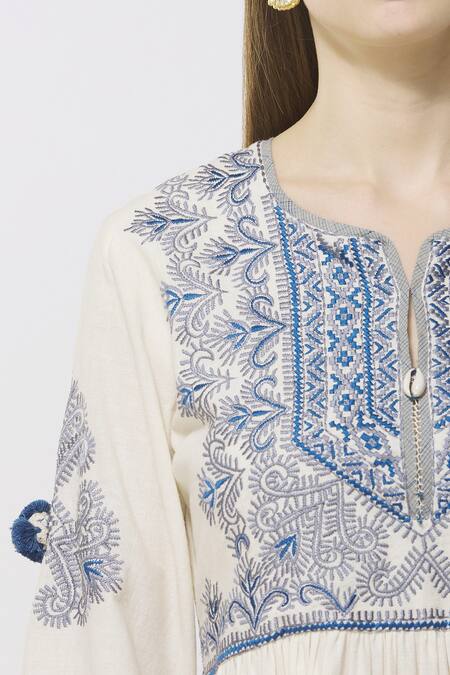 Simar Dugal White Cotton Chanderi Notched Kurta Palazzo Set at Aza Fashions Simar Dugal_White Cotton Chanderi Notched Kurta Palazzo Set _at_Aza_Fashions