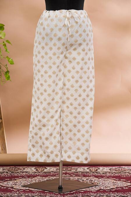 Prama By Pratima Pandey White Kurta Round Embroidered And Palazzo Set at Aza Fashions Prama By Pratima Pandey_White Kurta Round Embroidered And Palazzo Set _at_Aza_Fashions