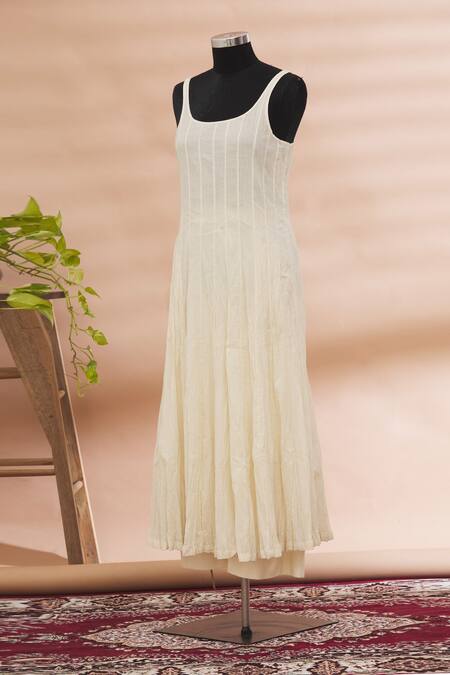 Buy_Prama By Pratima Pandey_White Kurta Round Embroidered And Palazzo Set  _Online_at_Aza_Fashions