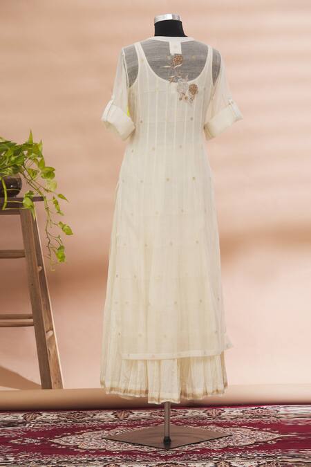 Shop Prama By Pratima Pandey White Kurta Round Embroidered And Palazzo Set at Aza Fashions Shop_Prama By Pratima Pandey_White Kurta Round Embroidered And Palazzo Set _at_Aza_Fashions