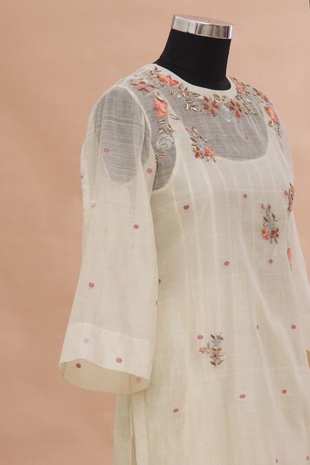 Shop_Prama By Pratima Pandey_White Kurta Round Embroidered And Palazzo Set  _Online_at_Aza_Fashions