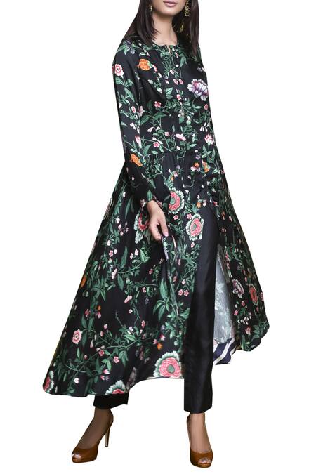 Swati Vijaivargie_Black Round Floral Print Kurta _Online_at_Aza_Fashions
