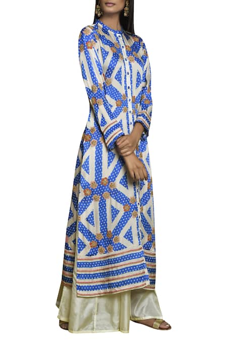 Buy_Swati Vijaivargie_Blue Round Embroidered Long Kurta  _Online_at_Aza_Fashions